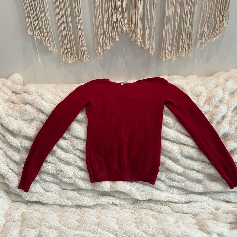 Beautiful cashmere sweater